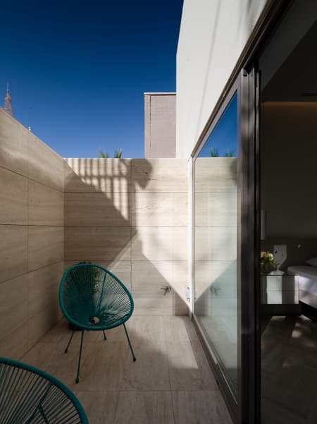 Rawda Radiance
